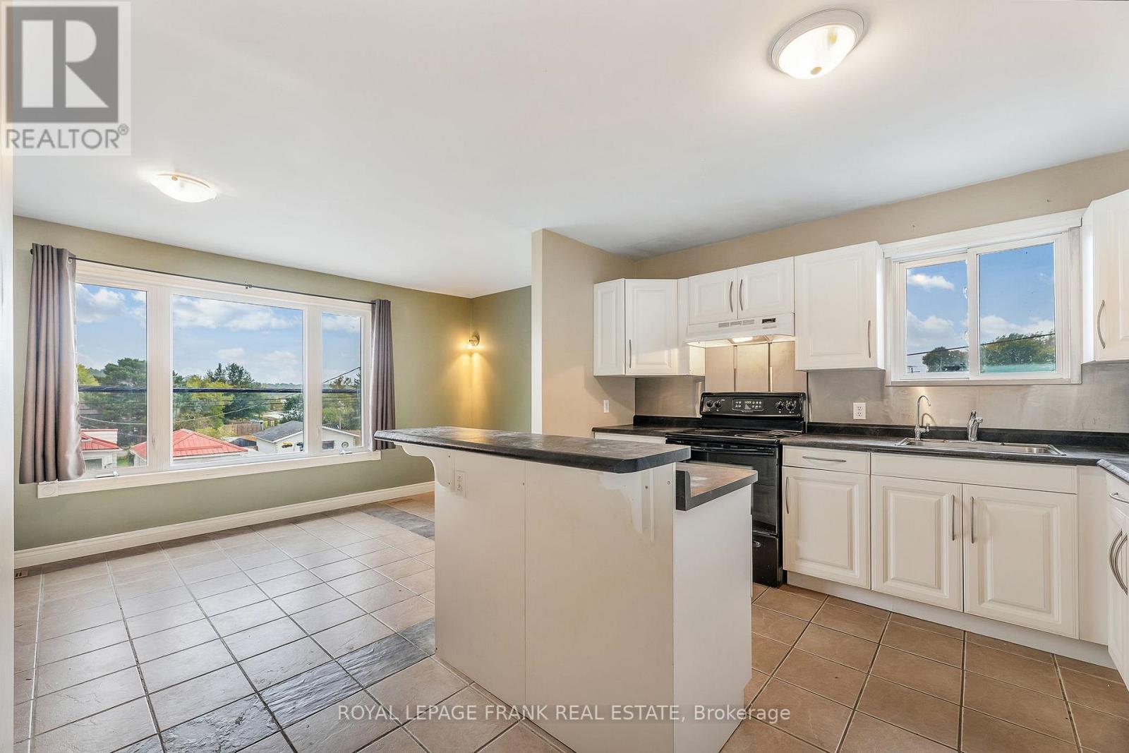 11 Mary Street E, Kawartha Lakes, Ontario  K0L 2W0 - Photo 29 - X12514812