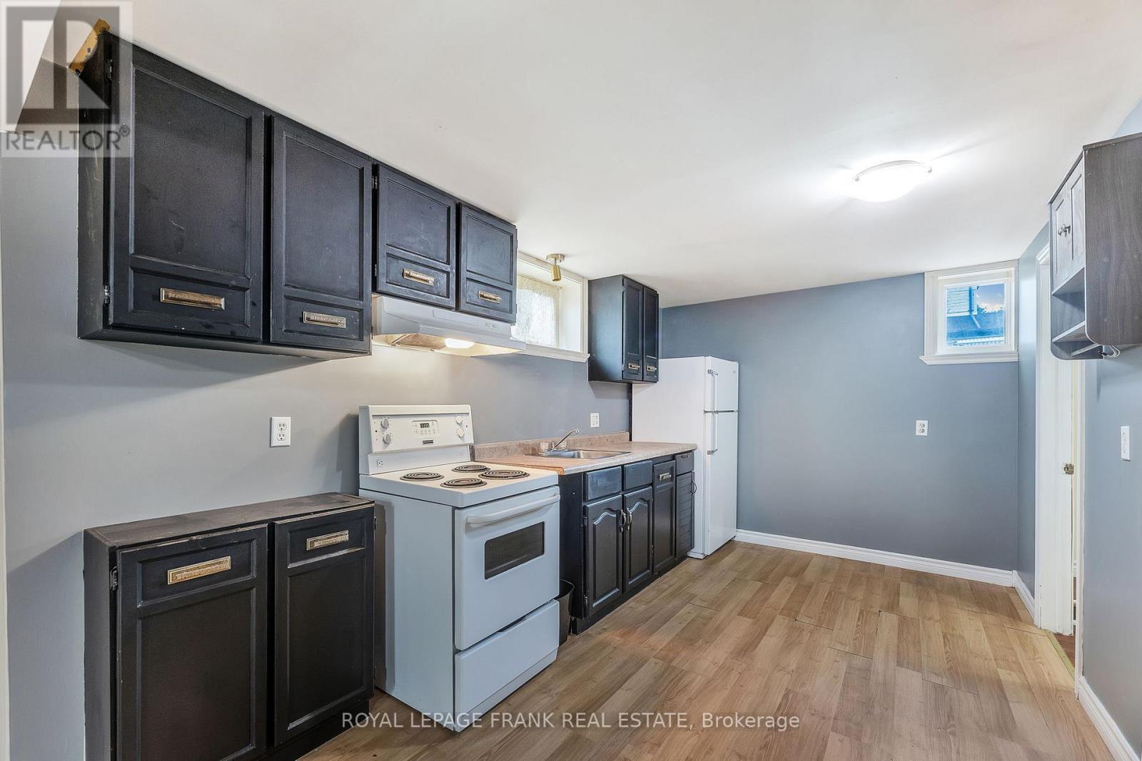 11 Mary Street E, Kawartha Lakes, Ontario  K0L 2W0 - Photo 45 - X12514812