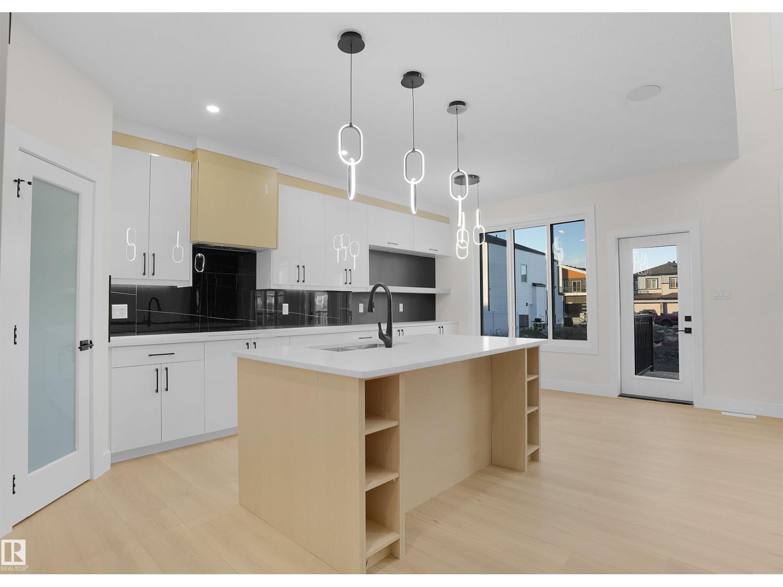 2020 154 Av Nw, Edmonton, Alberta  T5Y 2R7 - Photo 20 - E4464398