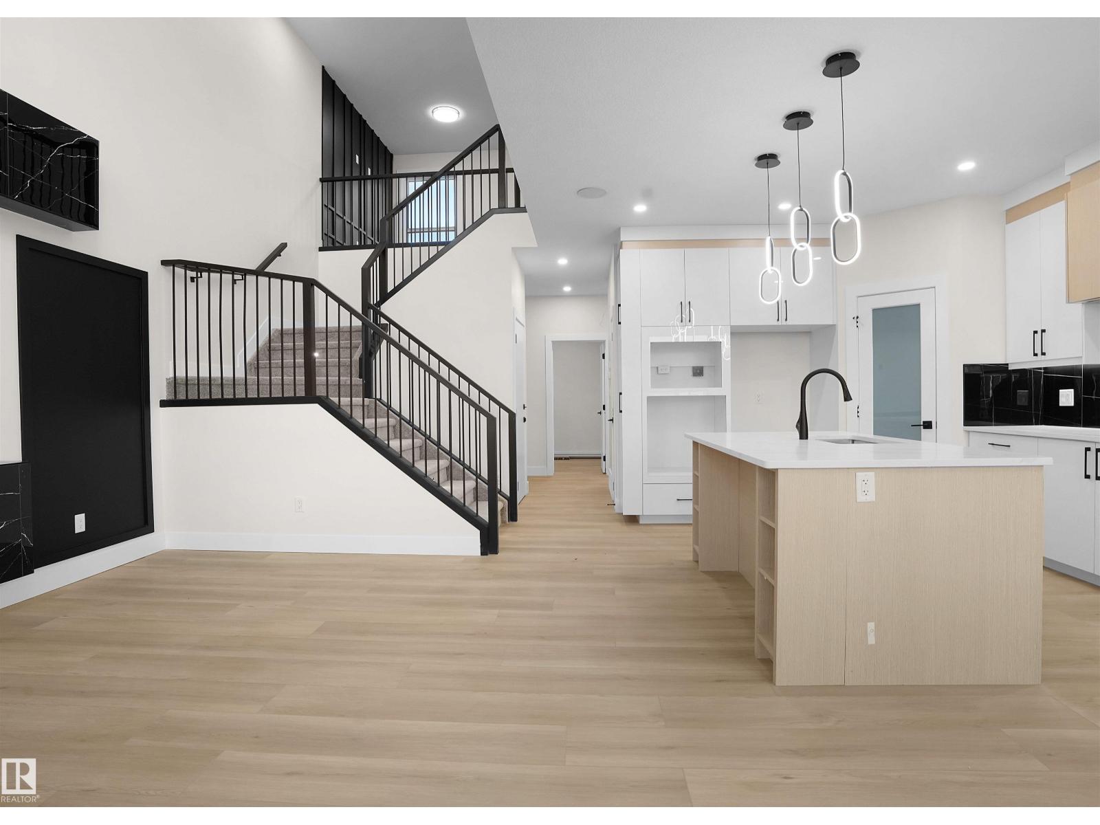 2020 154 Av Nw, Edmonton, Alberta  T5Y 2R7 - Photo 29 - E4464398