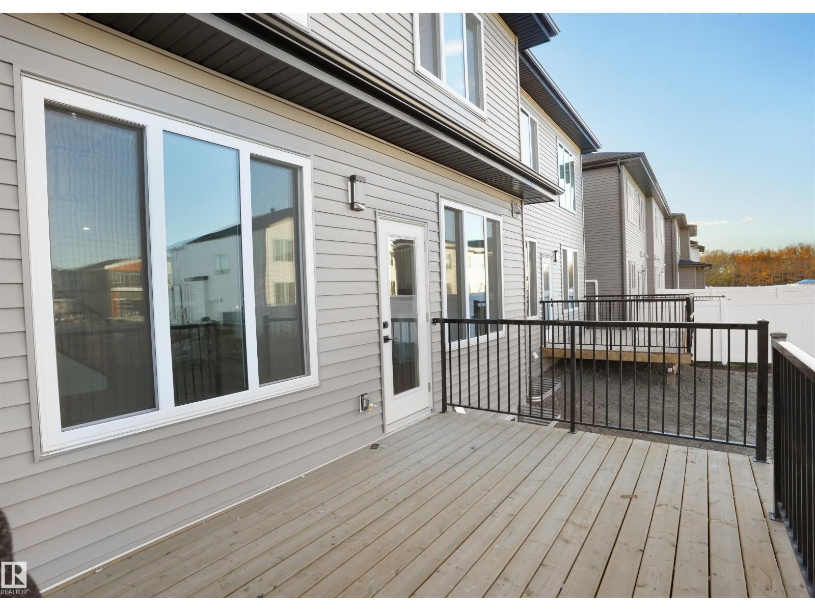 2020 154 Av Nw, Edmonton, Alberta  T5Y 2R7 - Photo 9 - E4464398