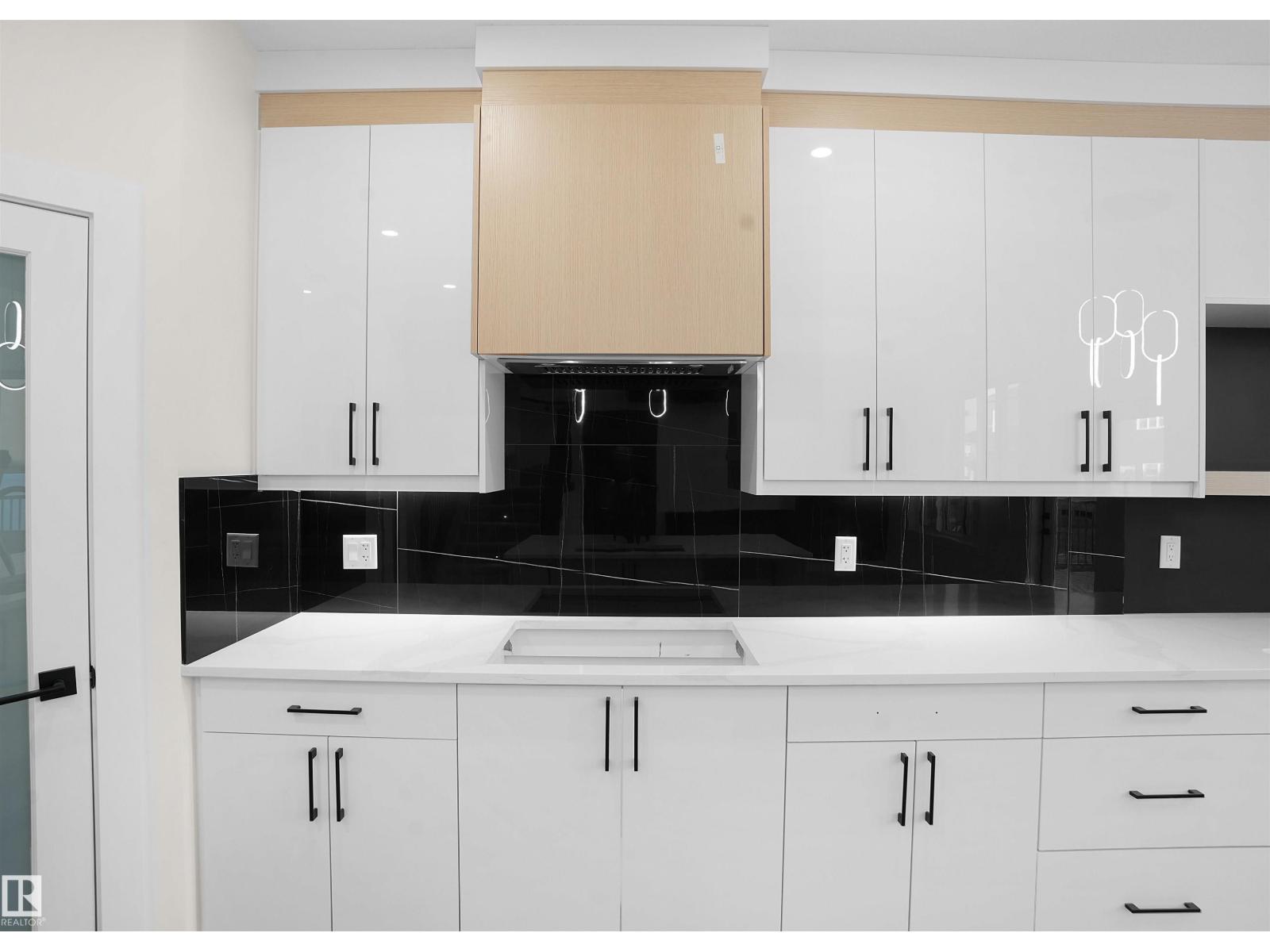 2020 154 Av Nw, Edmonton, Alberta  T5Y 2R7 - Photo 31 - E4464398