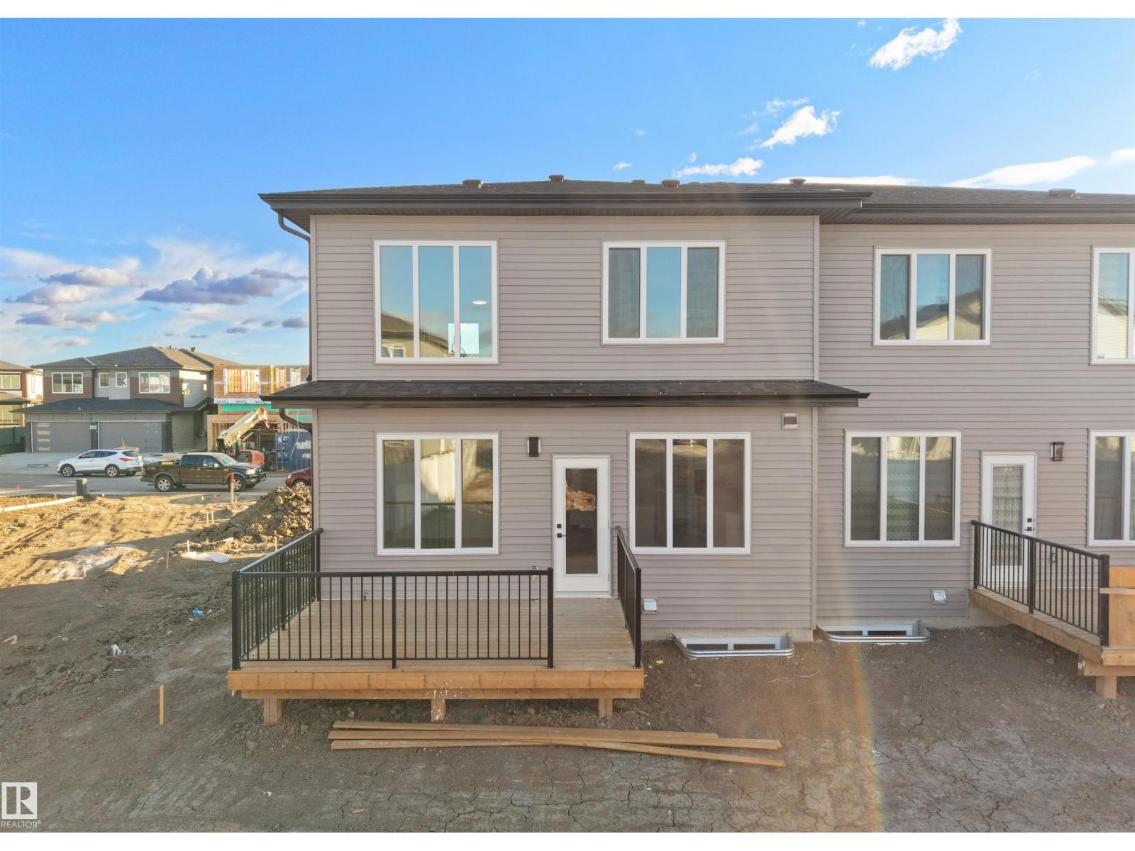 2020 154 Av Nw, Edmonton, Alberta  T5Y 2R7 - Photo 3 - E4464398