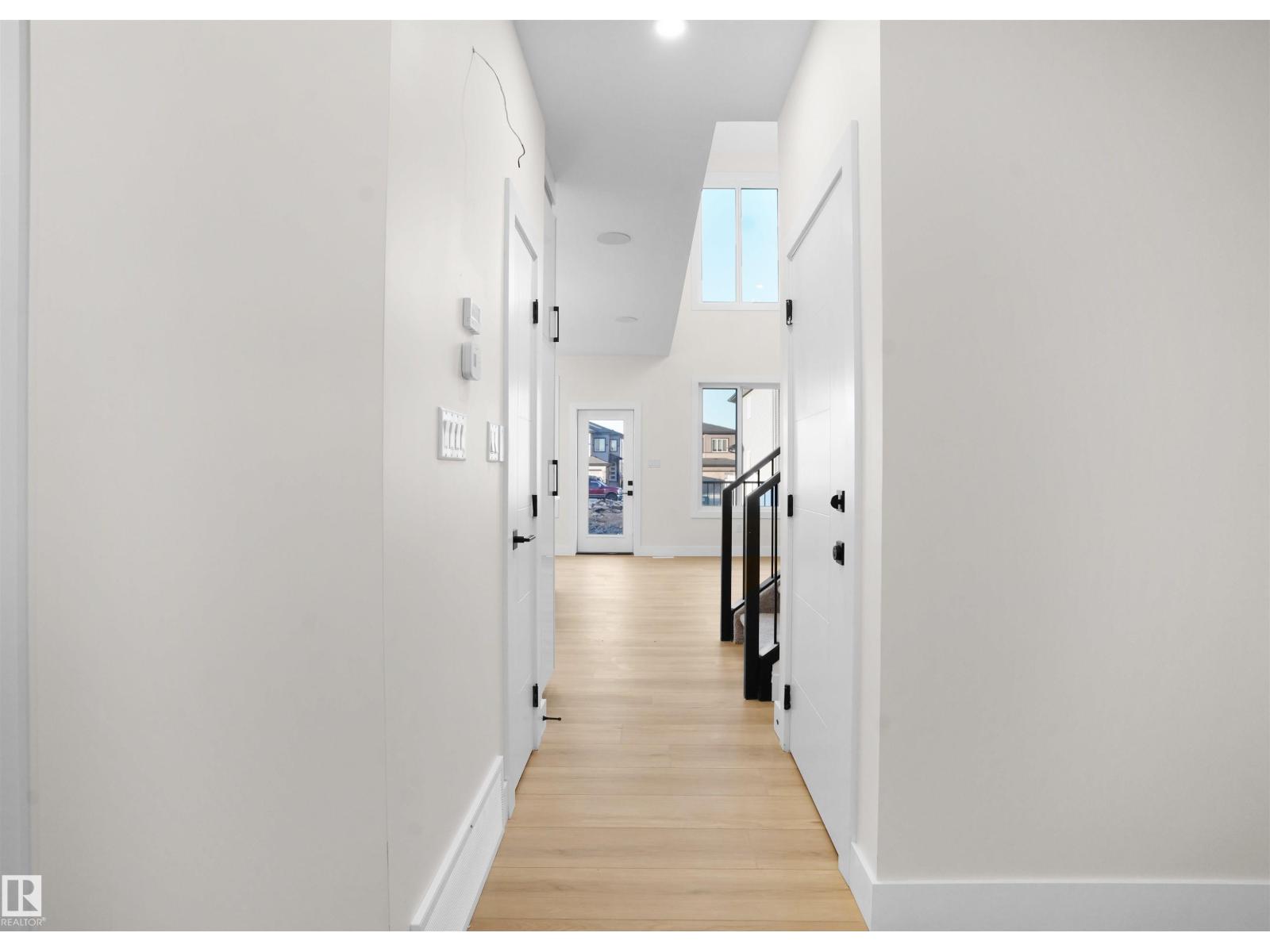 2020 154 Av Nw, Edmonton, Alberta  T5Y 2R7 - Photo 14 - E4464398