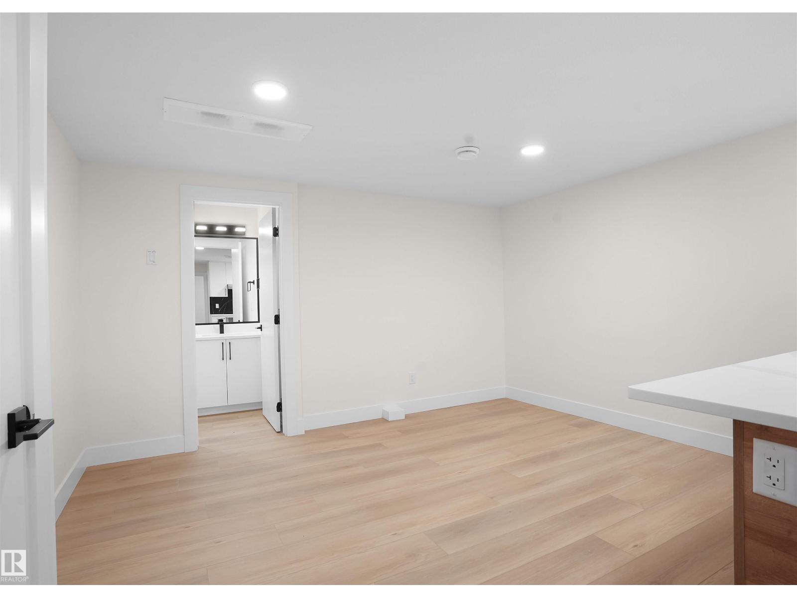 2020 154 Av Nw, Edmonton, Alberta  T5Y 2R7 - Photo 57 - E4464398