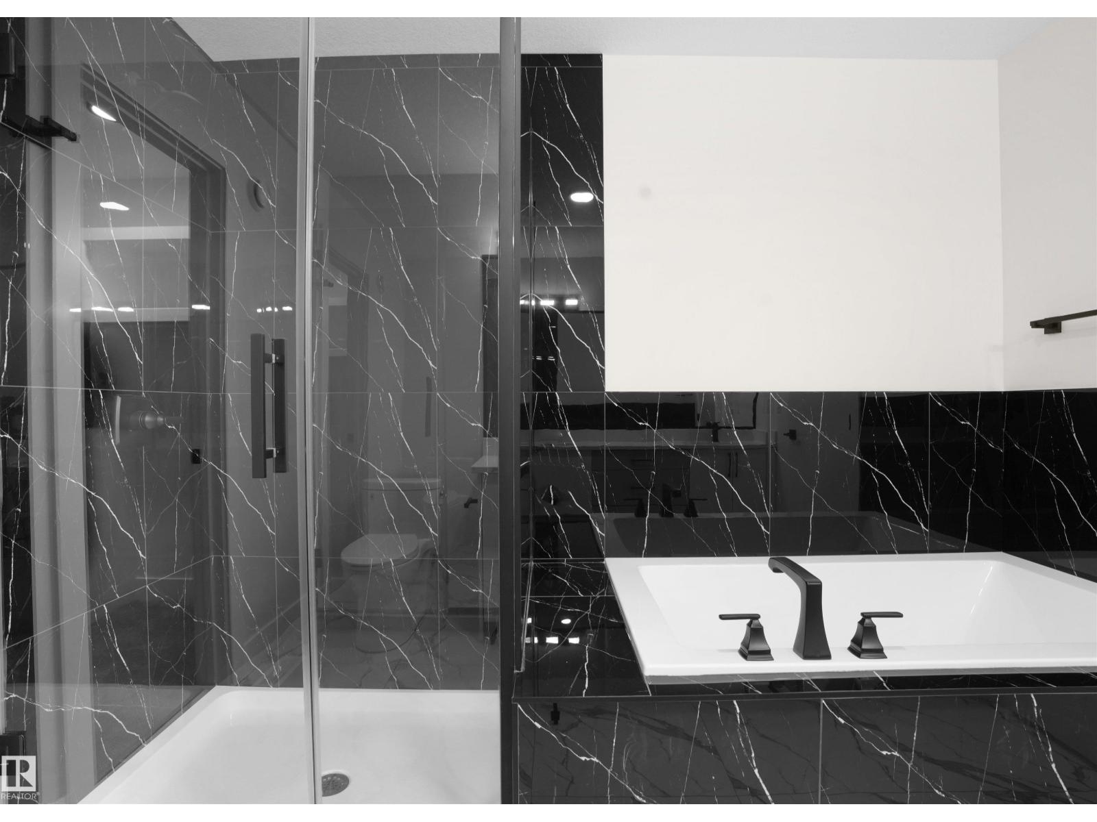 2020 154 Av Nw, Edmonton, Alberta  T5Y 2R7 - Photo 51 - E4464398