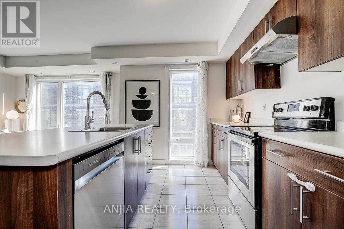 304 - 20 Dunsheath Way, Markham, Ontario  L6B 1N3 - Photo 13 - N12513578