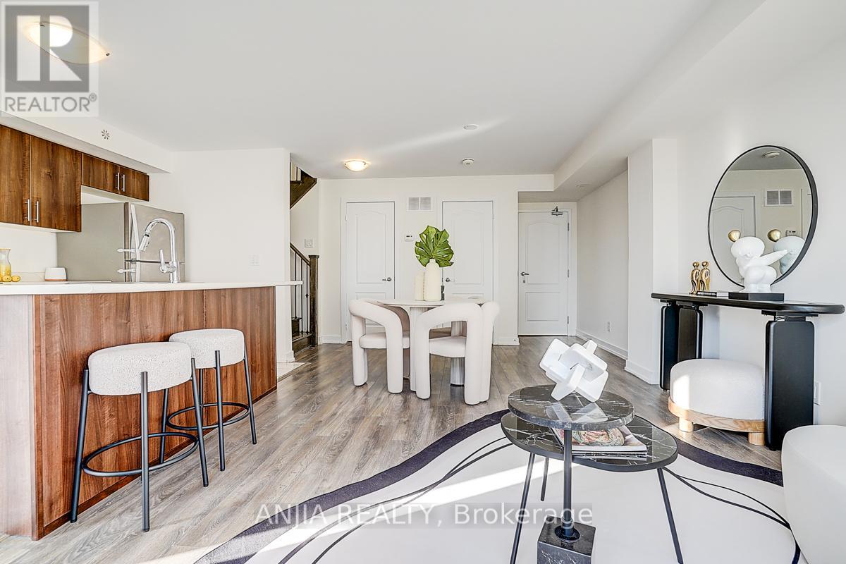 304 - 20 Dunsheath Way, Markham, Ontario  L6B 1N3 - Photo 9 - N12513578