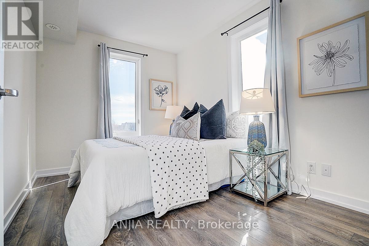 304 - 20 Dunsheath Way, Markham, Ontario  L6B 1N3 - Photo 18 - N12513578