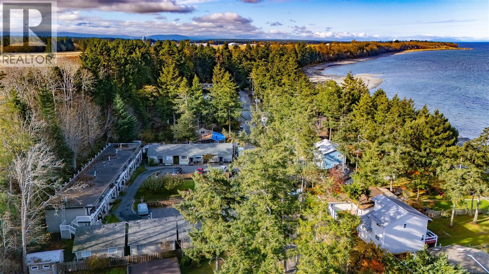 521 Windslow Rd, Comox, British Columbia  V9M 3T8 - Photo 5 - 1019002