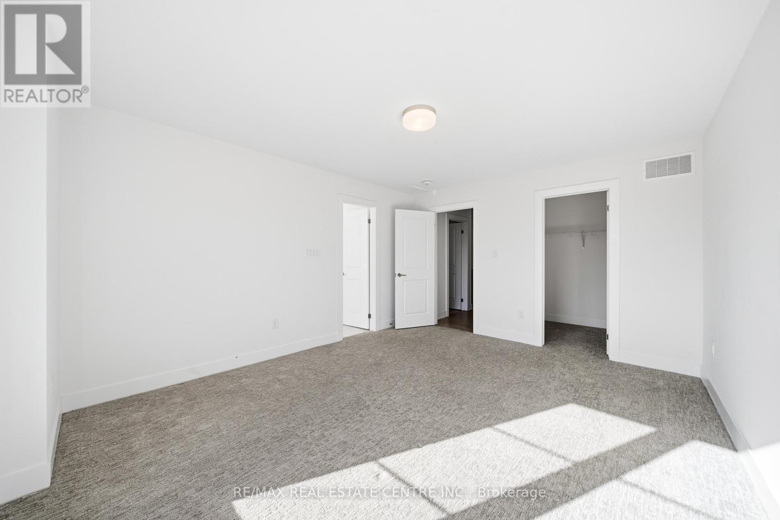 20 - 2273 Turnberry Road, Burlington, Ontario  L7M 2B2 - Photo 22 - W12435695