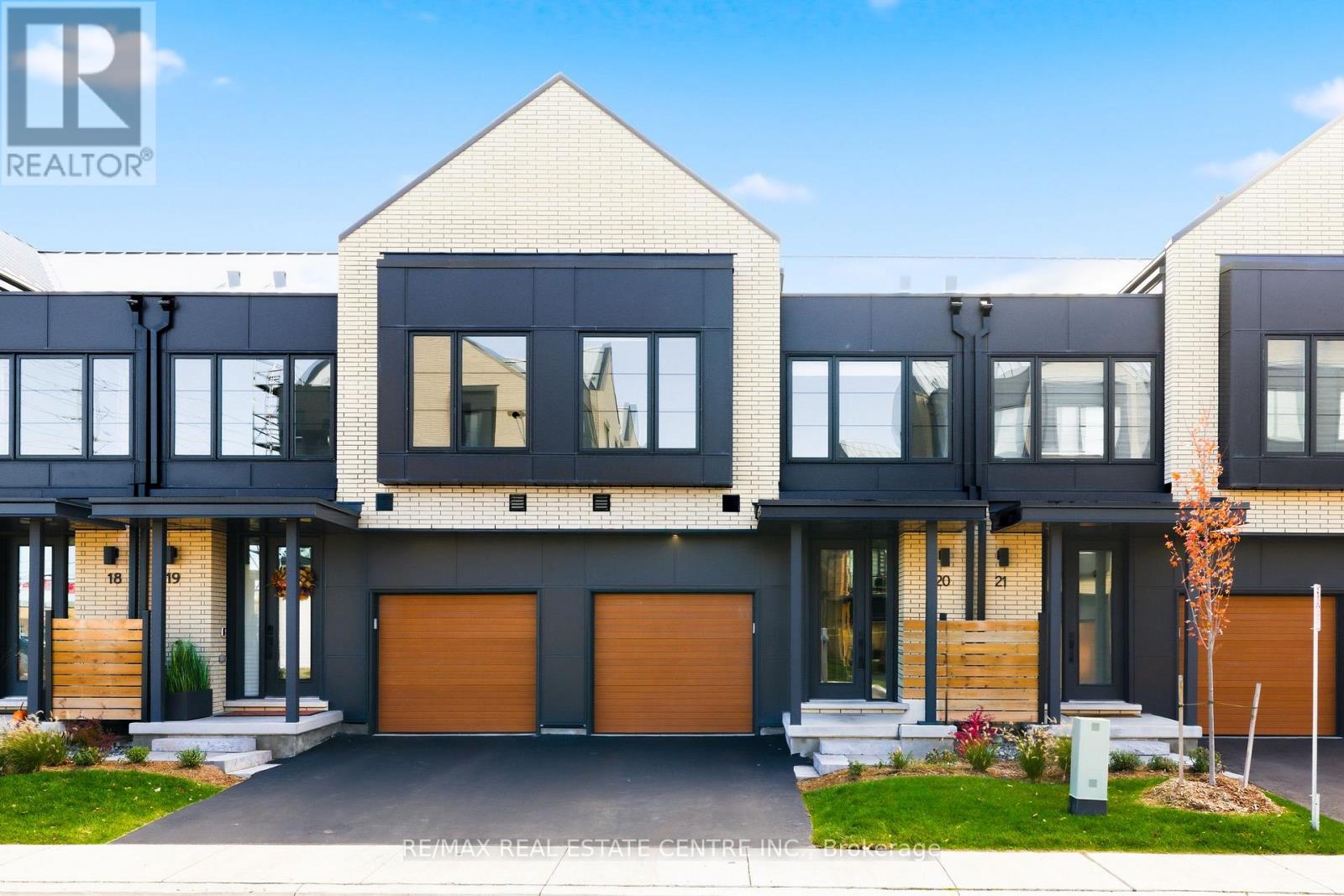 20 - 2273 Turnberry Road, Burlington, Ontario  L7M 2B2 - Photo 2 - W12435695