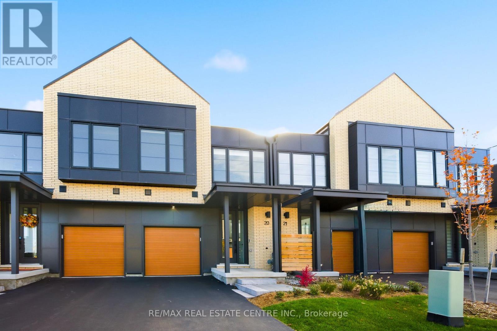 20 - 2273 Turnberry Road, Burlington, Ontario  L7M 2B2 - Photo 4 - W12435695