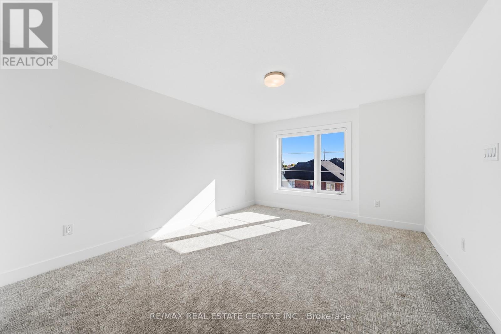 20 - 2273 Turnberry Road, Burlington, Ontario  L7M 2B2 - Photo 21 - W12435695