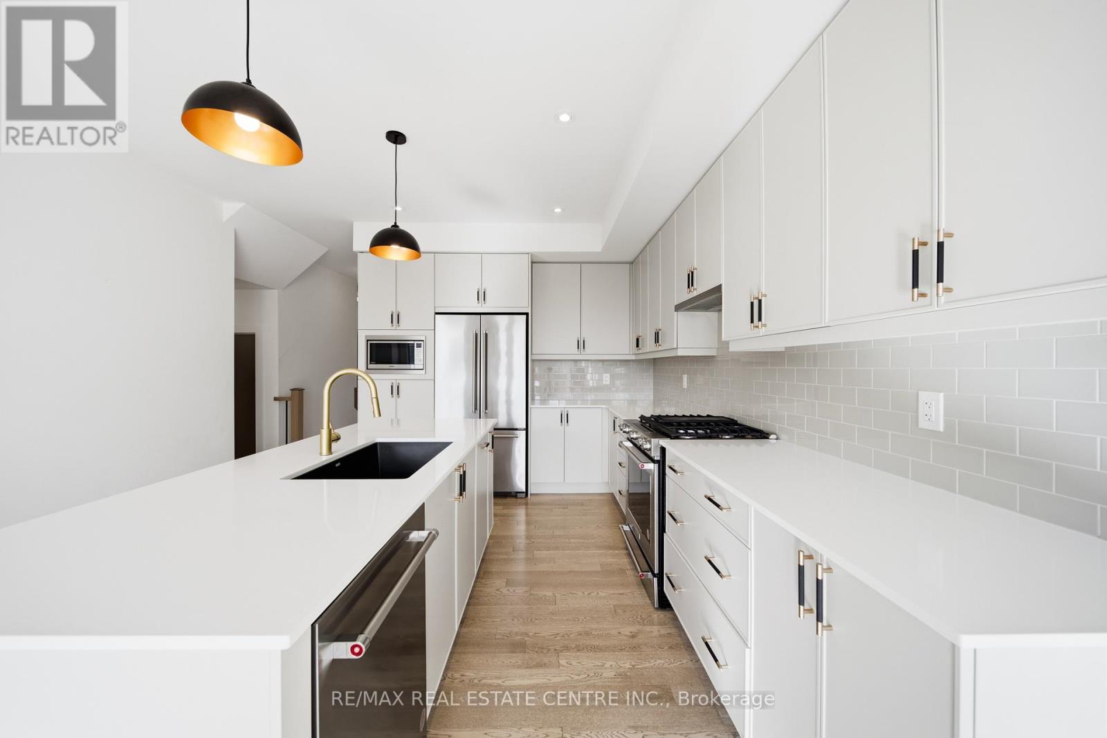 20 - 2273 Turnberry Road, Burlington, Ontario  L7M 2B2 - Photo 13 - W12435695