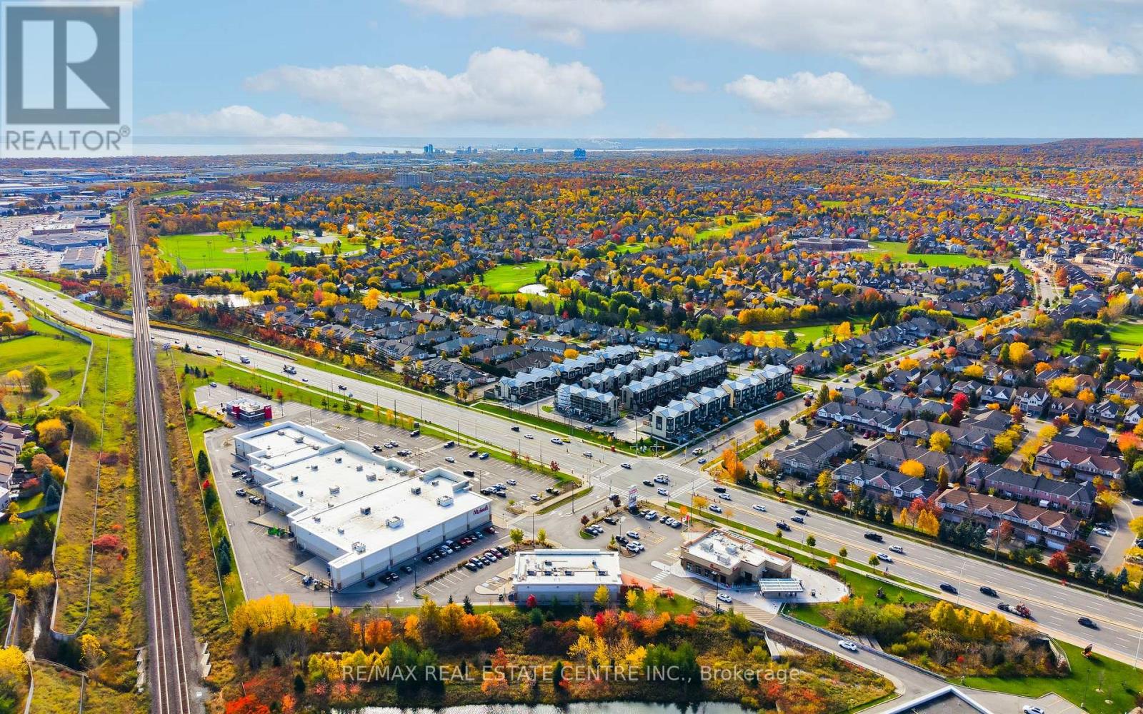 20 - 2273 Turnberry Road, Burlington, Ontario  L7M 2B2 - Photo 37 - W12435695