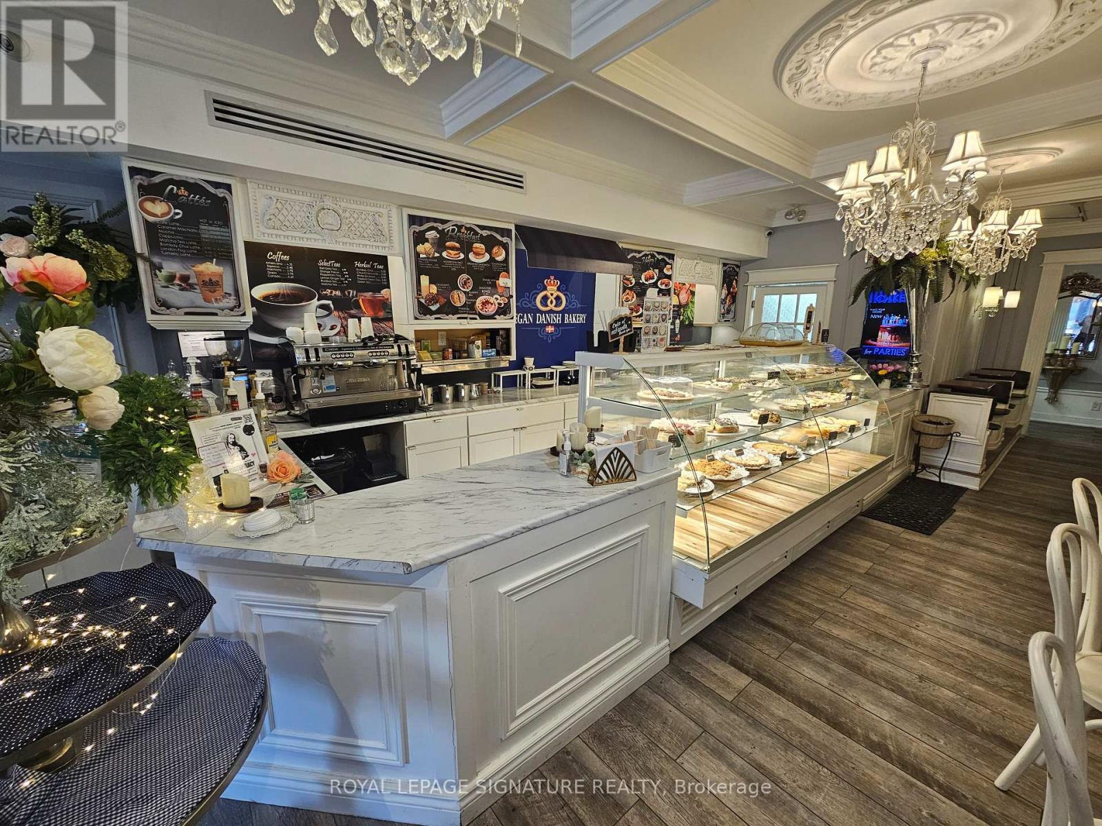 1312 Queen Street W, Toronto, Ontario M6K 1L4 - Photo 10 - W12514726