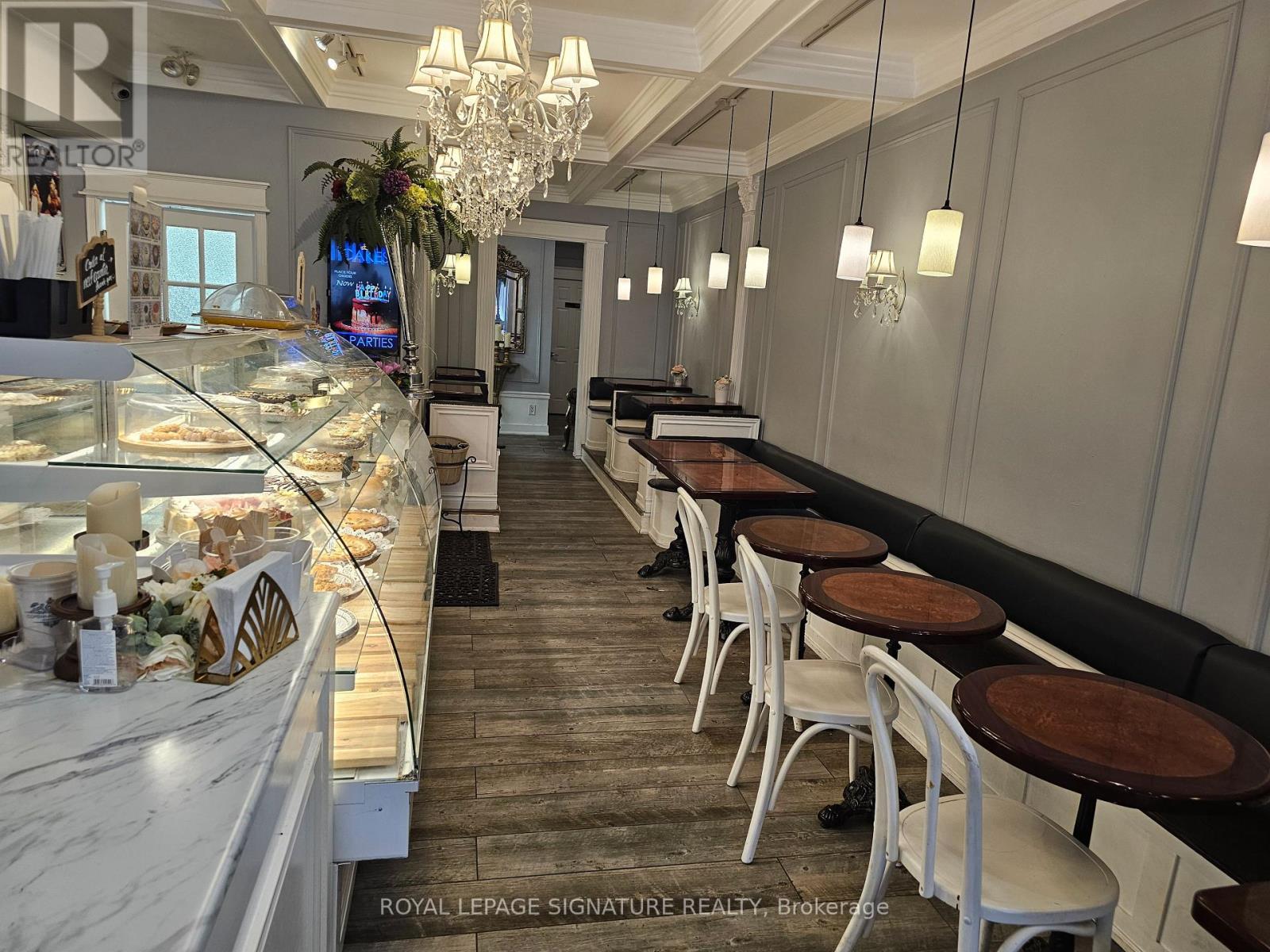 1312 Queen Street W, Toronto, Ontario M6K 1L4 - Photo 11 - W12514726