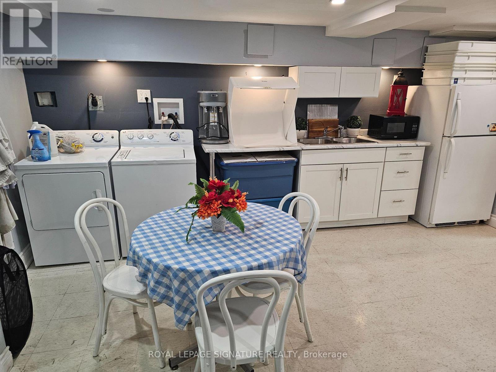 1312 Queen Street W, Toronto, Ontario M6K 1L4 - Photo 14 - W12514726