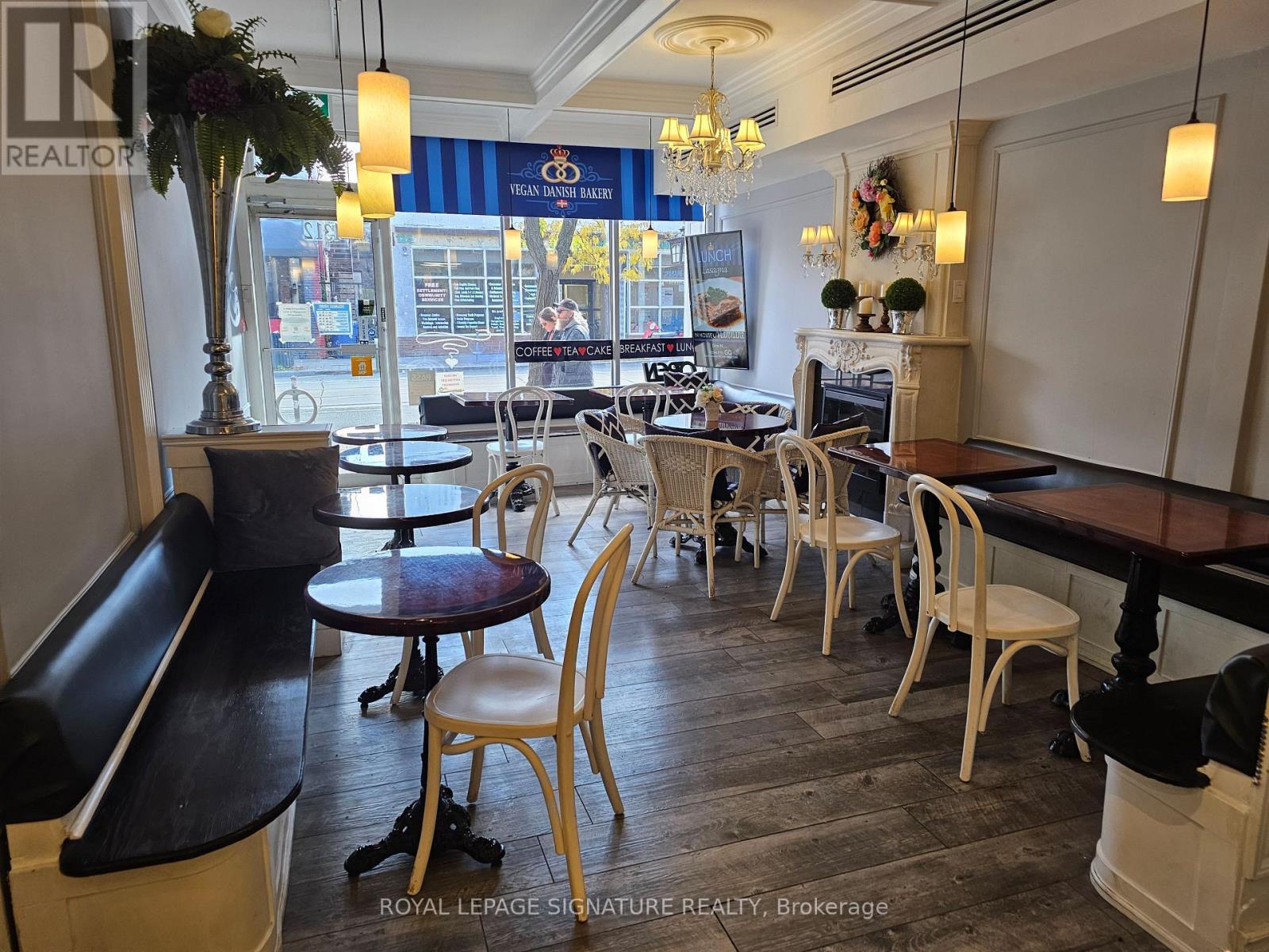 1312 Queen Street W, Toronto, Ontario M6K 1L4 - Photo 2 - W12514726