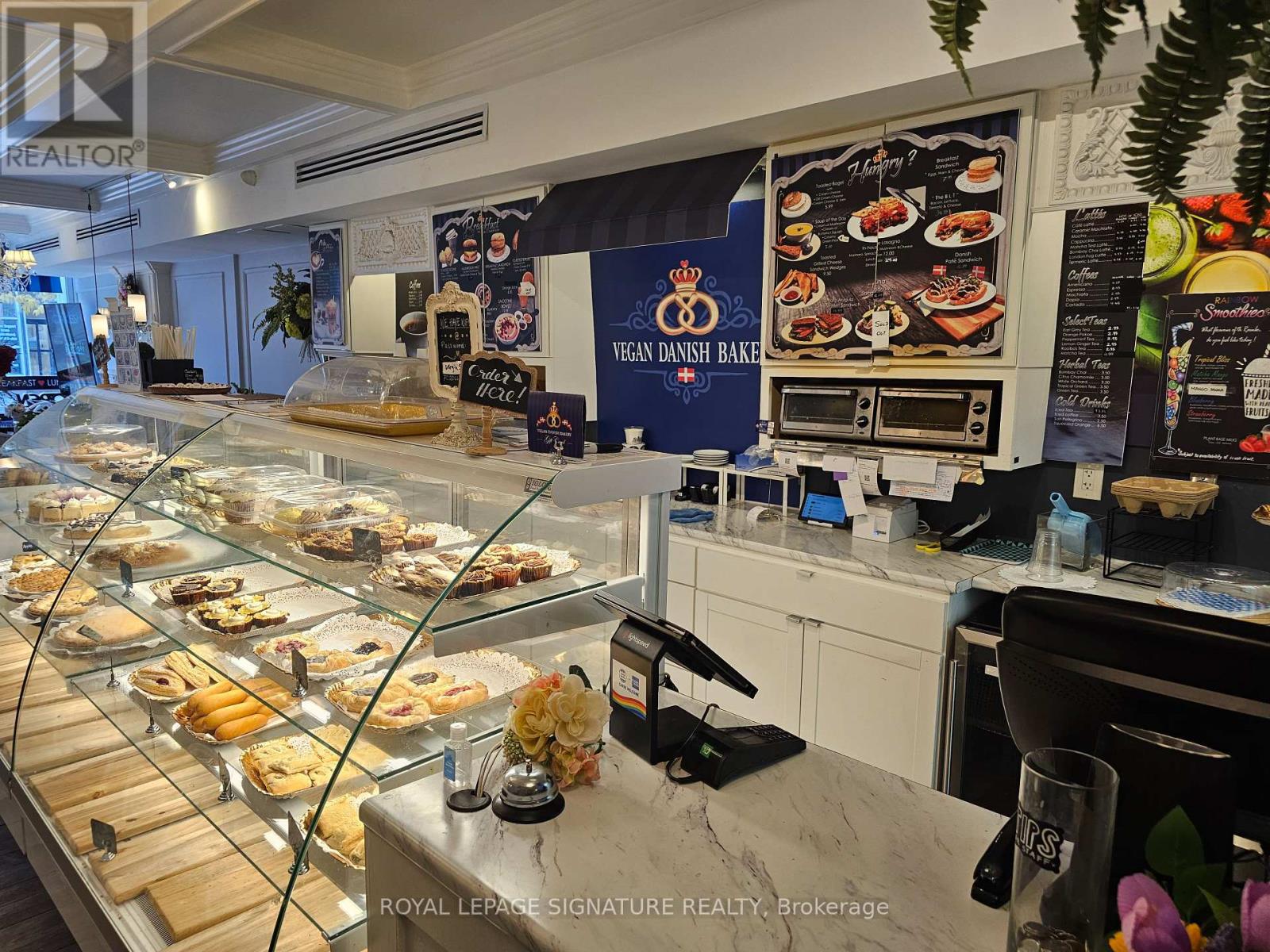 1312 Queen Street W, Toronto, Ontario M6K 1L4 - Photo 6 - W12514726