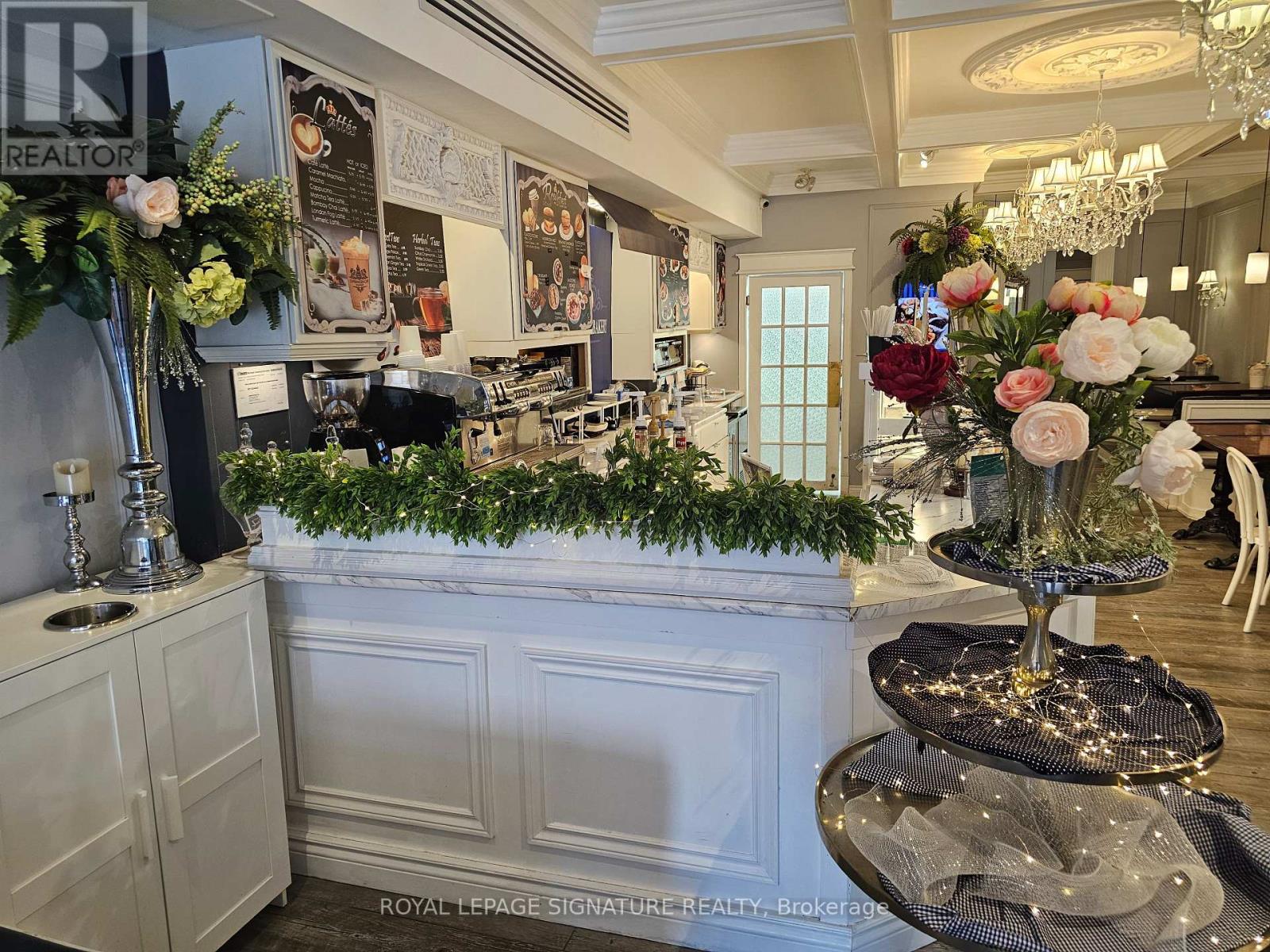 1312 Queen Street W, Toronto, Ontario M6K 1L4 - Photo 9 - W12514726