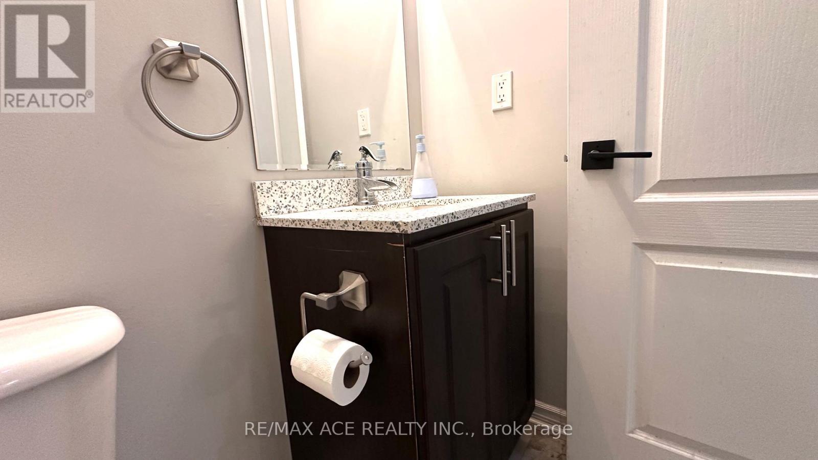 20 Ponymeadow Way, Brampton, Ontario  L6X 0M3 - Photo 14 - W12514750