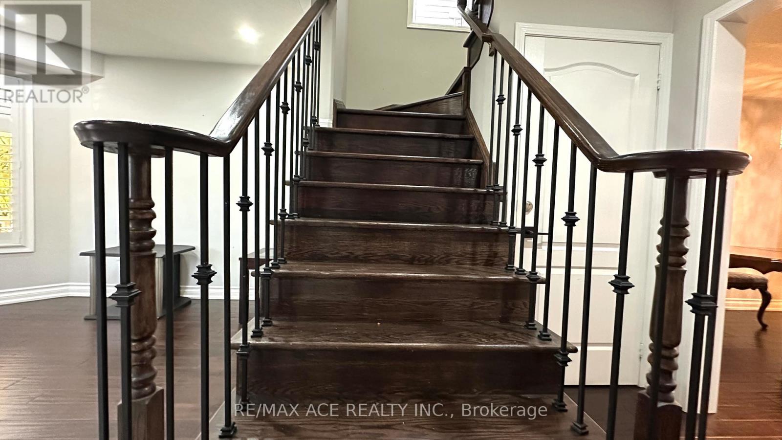 20 Ponymeadow Way, Brampton, Ontario  L6X 0M3 - Photo 16 - W12514750