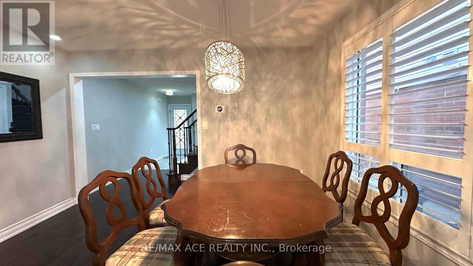 20 Ponymeadow Way, Brampton, Ontario  L6X 0M3 - Photo 7 - W12514750