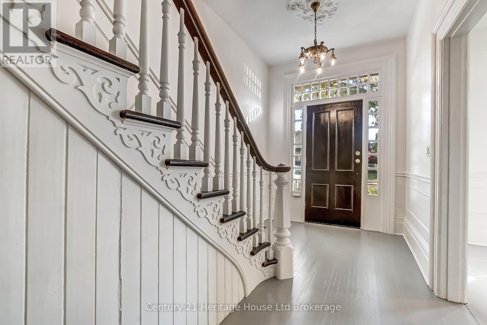 501 George Street, Woodstock, Ontario N4S 4J3 - Photo 4 - X12514864