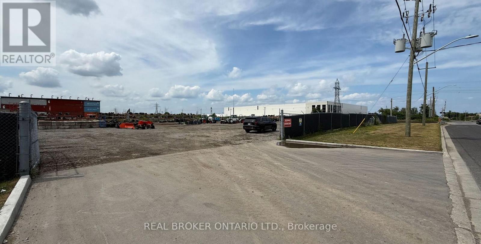 1b - 375 Mcneilly Road, Hamilton, Ontario L8E 5H4 - Photo 2 - X12514722