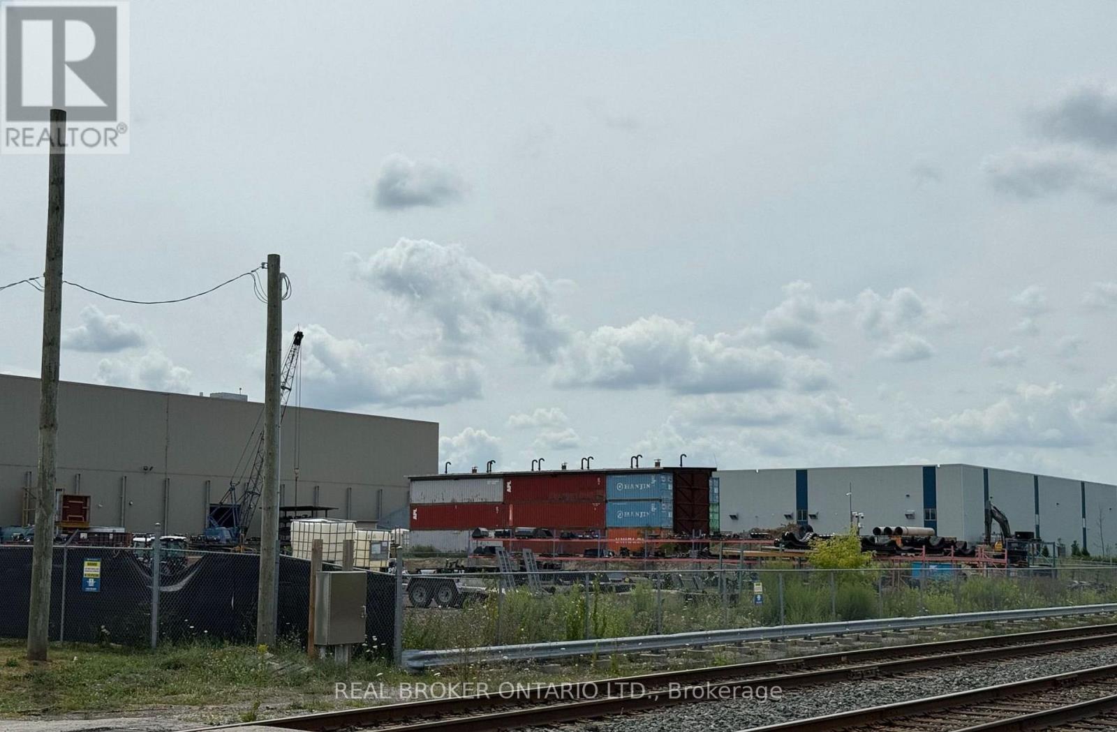 1b - 375 Mcneilly Road, Hamilton, Ontario L8E 5H4 - Photo 4 - X12514722