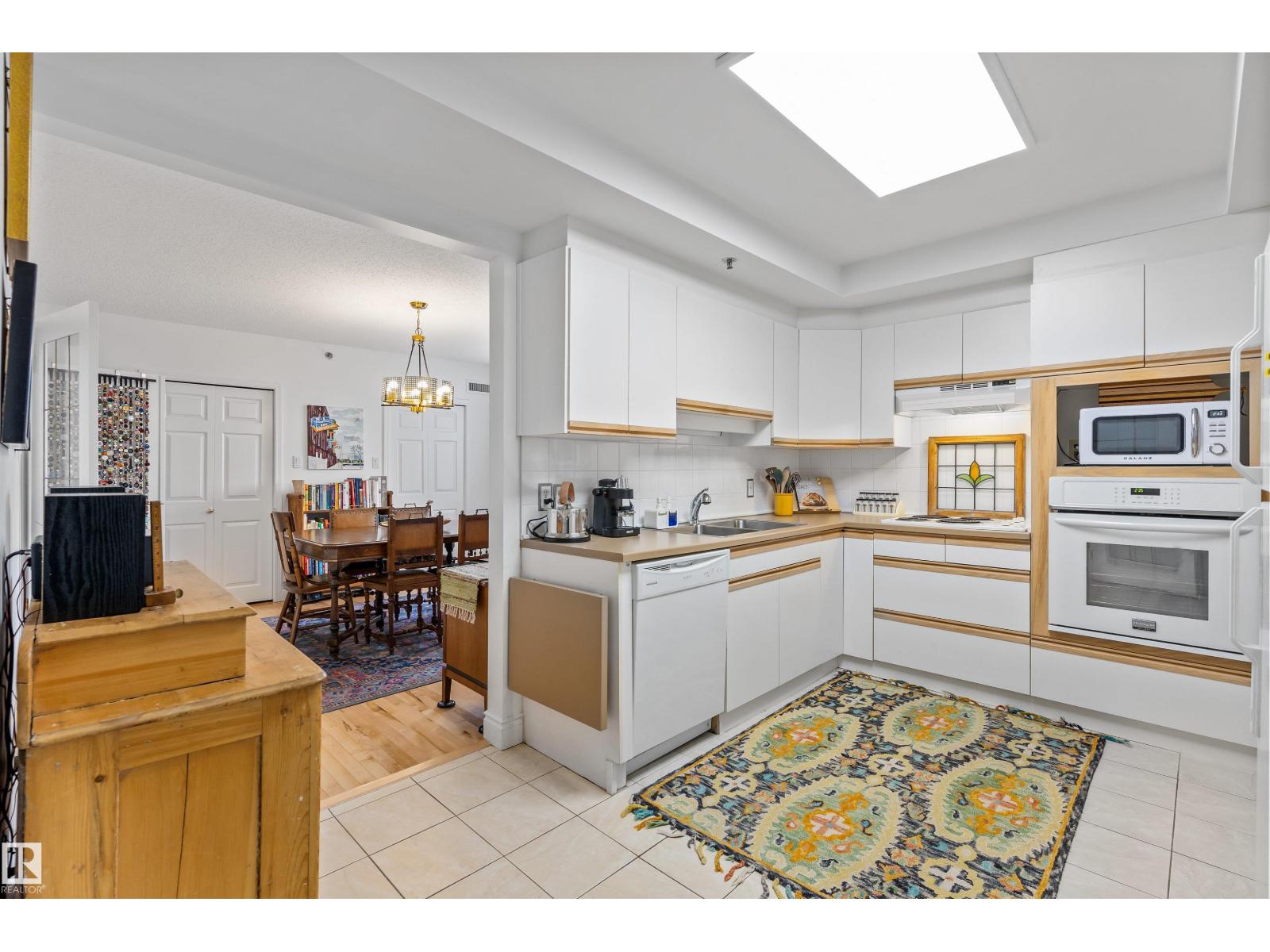 #205 9131 99 St Nw, Edmonton, Alberta  T6E 3V9 - Photo 5 - E4463647