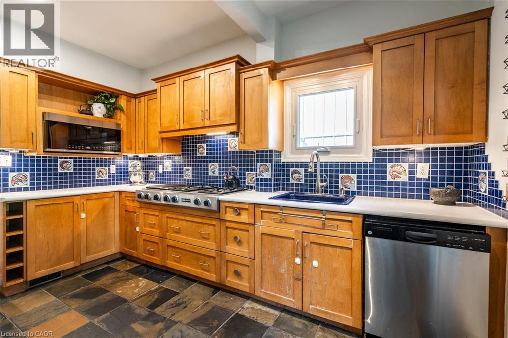 35 Mountain Avenue, Hamilton, Ontario L8P 4E8 - Photo 7 - 40786090