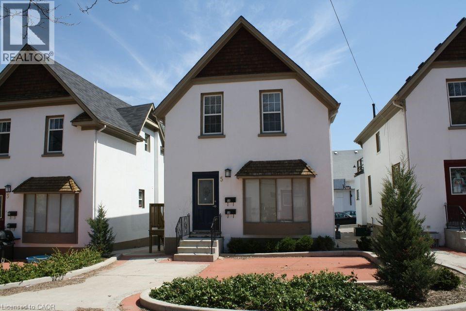 1 MOYER Street Unit# A, kitchener, Ontario