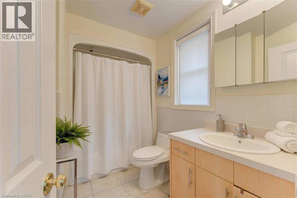 1 Moyer Street Unit# A, Kitchener, Ontario N2H 2S5 - Photo 5 - 40786089