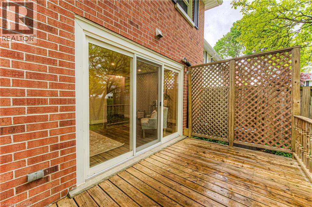 425 Keats Way Unit# 4, Waterloo, Ontario  N2L 5S7 - Photo 41 - 40785770