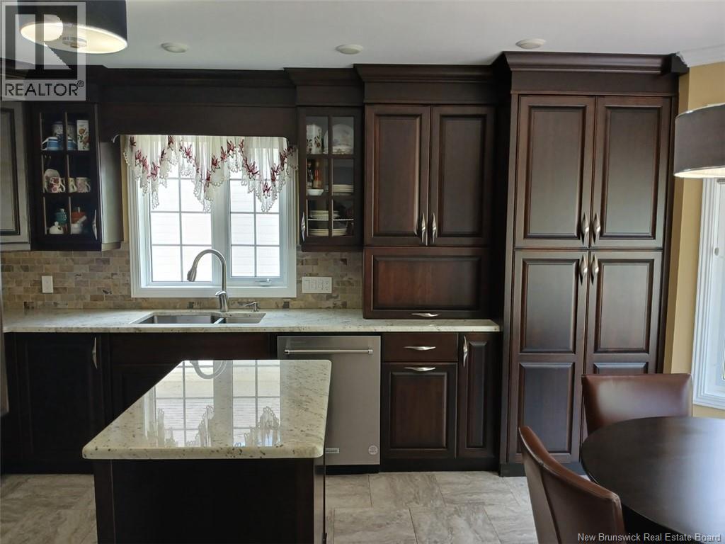 32 Barbara Court, Fredericton, New Brunswick  E3B 7G6 - Photo 11 - NB129739