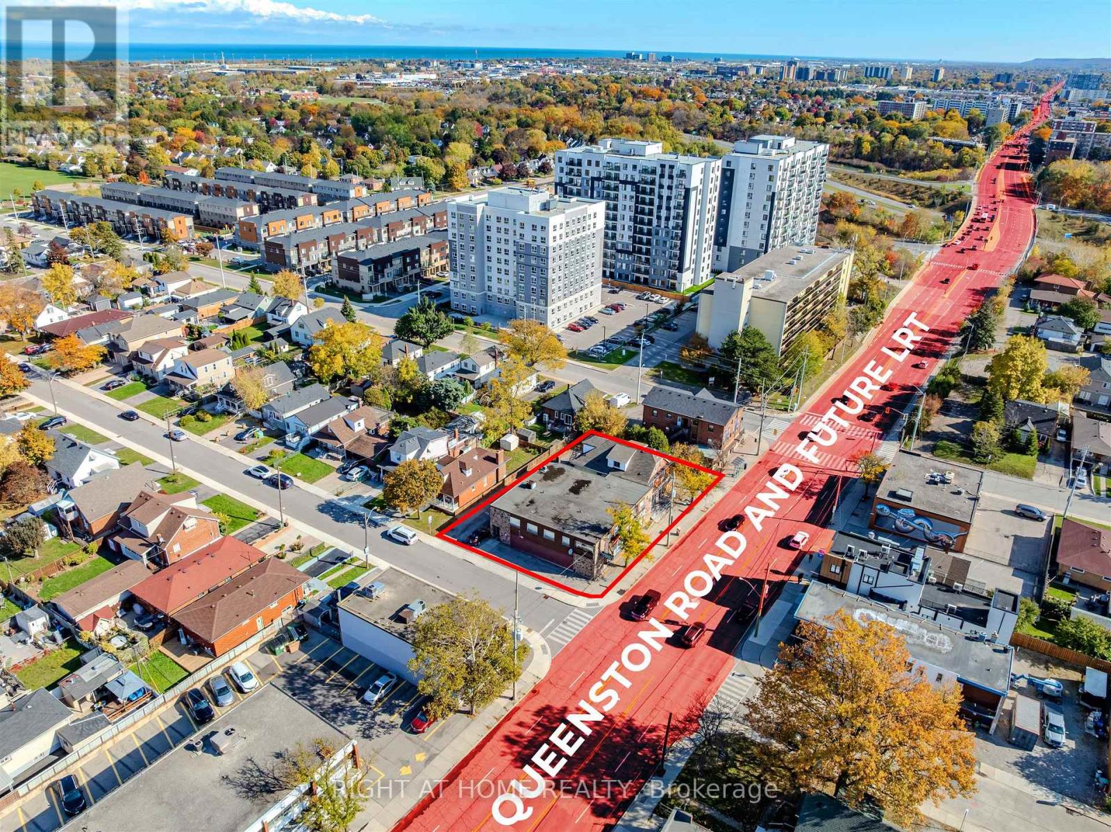 353 Queenston Road, Hamilton, Ontario  L8K 1H8 - Photo 2 - X12320536