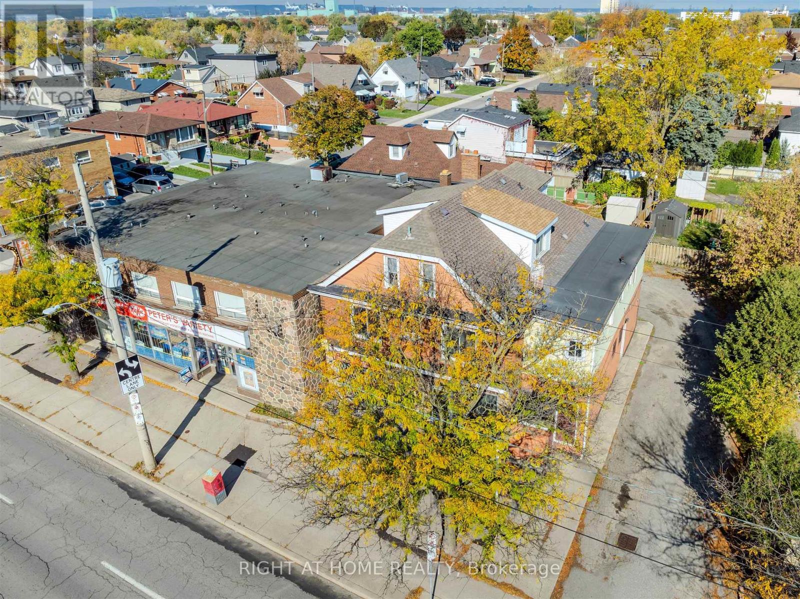 353 Queenston Road, Hamilton, Ontario  L8K 1H8 - Photo 7 - X12320536