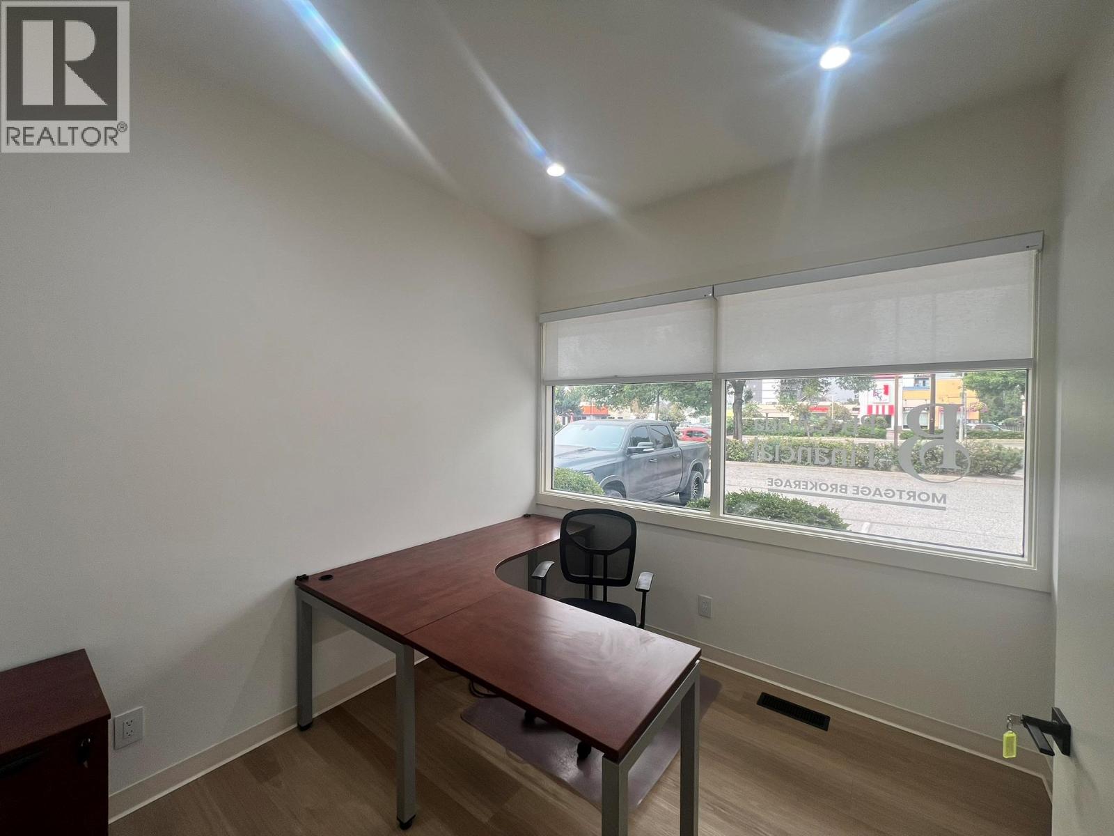 519 33 Highway W Unit# 102, Kelowna, British Columbia  V1X 1Y2 - Photo 11 - 10362208