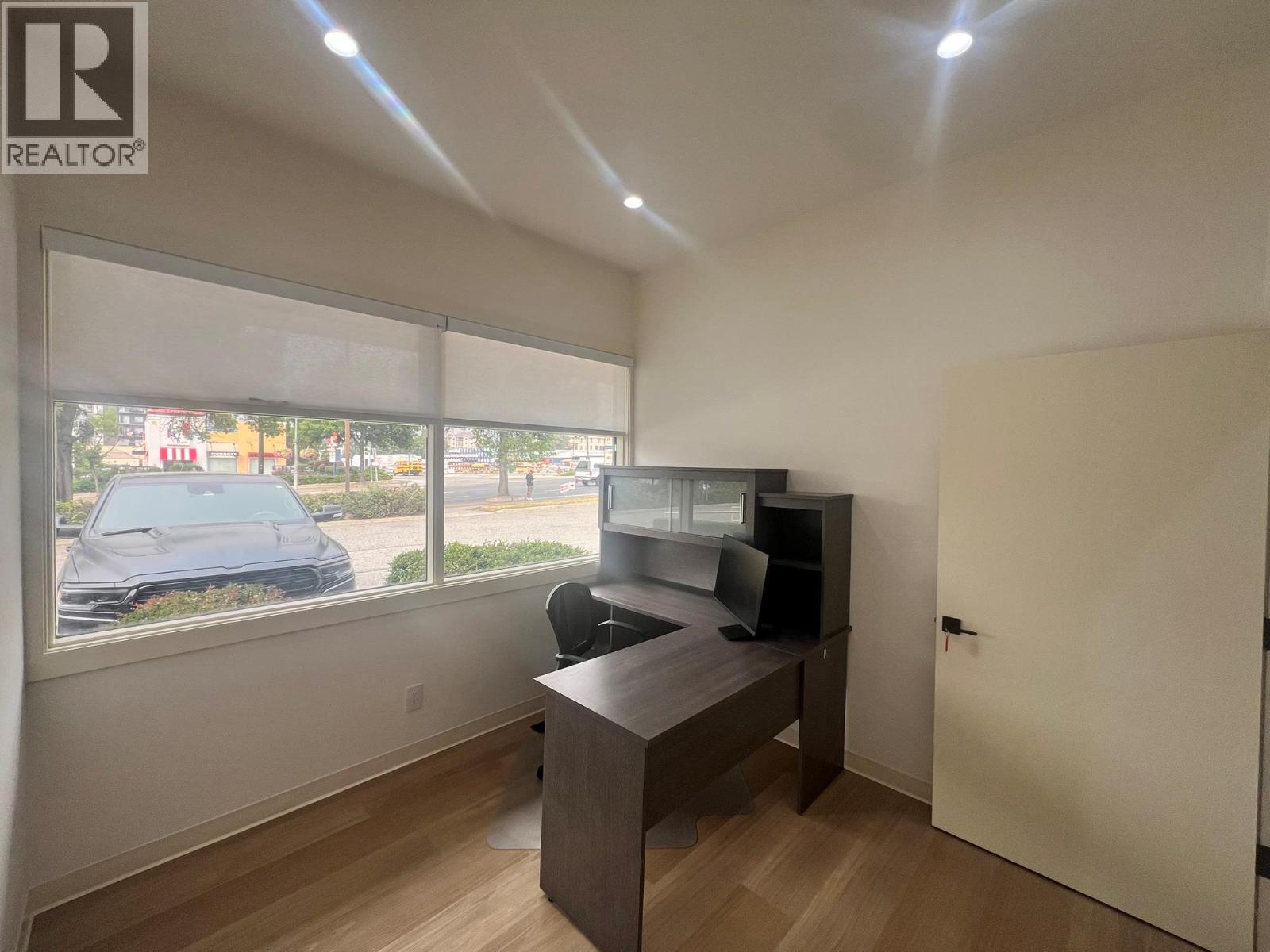 519 33 Highway W Unit# 102, Kelowna, British Columbia  V1X 1Y2 - Photo 12 - 10362208