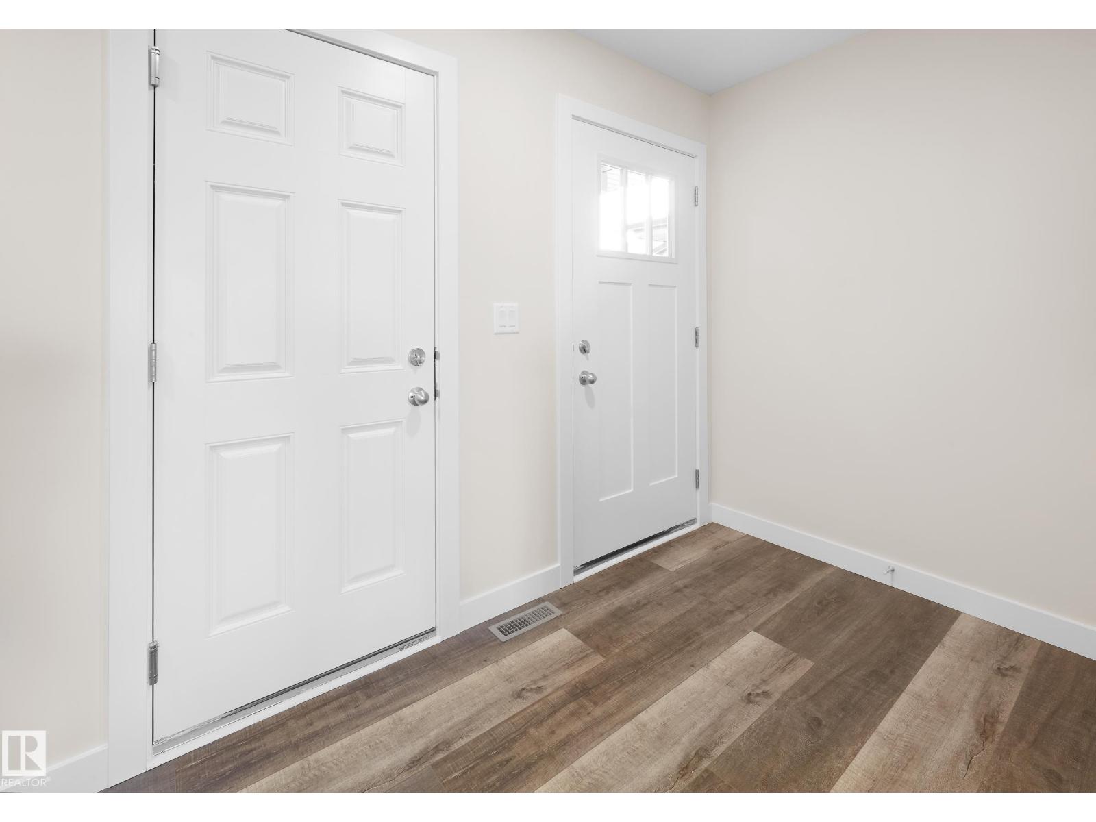 752 Berg Lo, Leduc, Alberta  T9E 1G8 - Photo 2 - E4464838