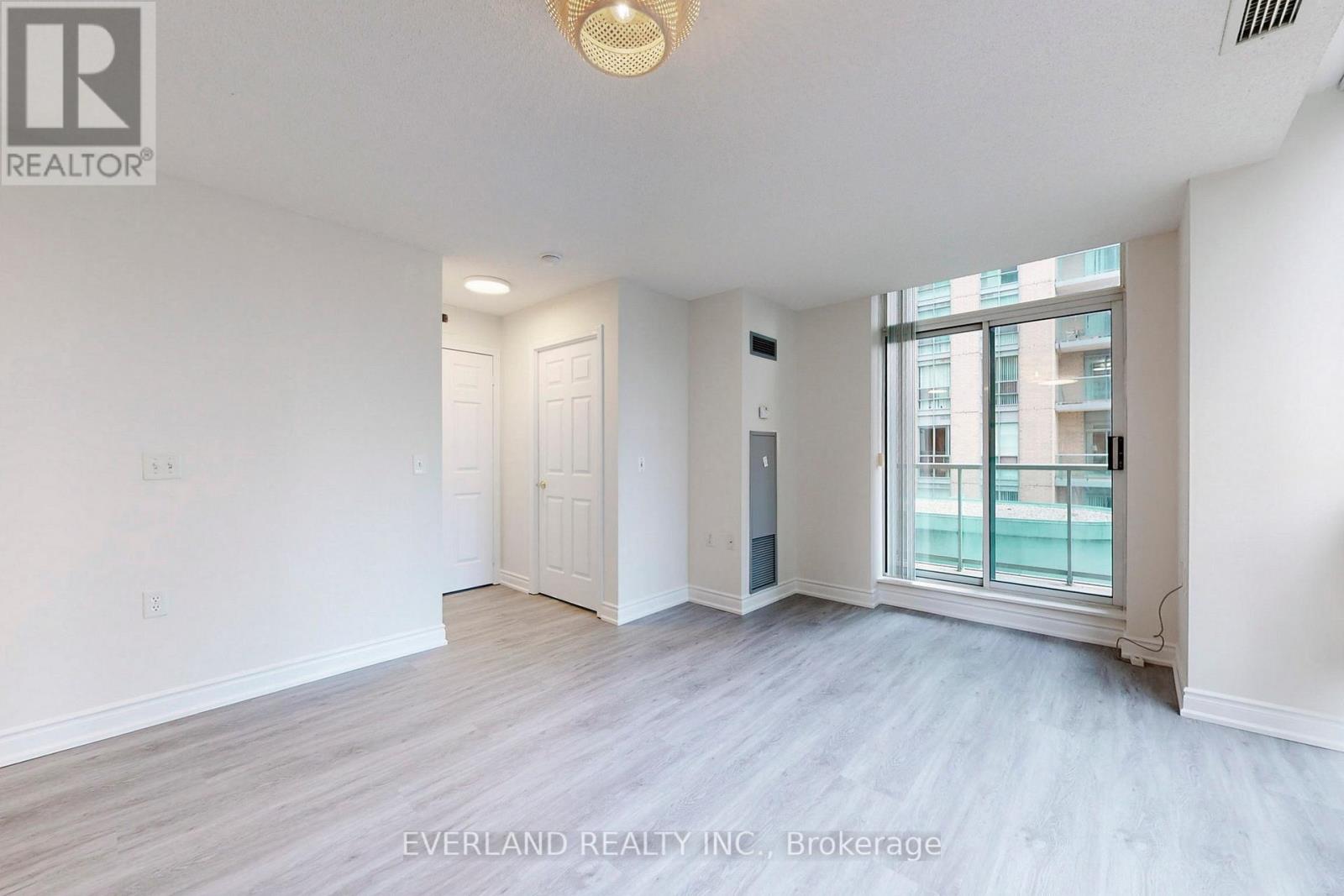 315 - 22 Olive Avenue, Toronto, Ontario  M2N 7G6 - Photo 4 - C12514778