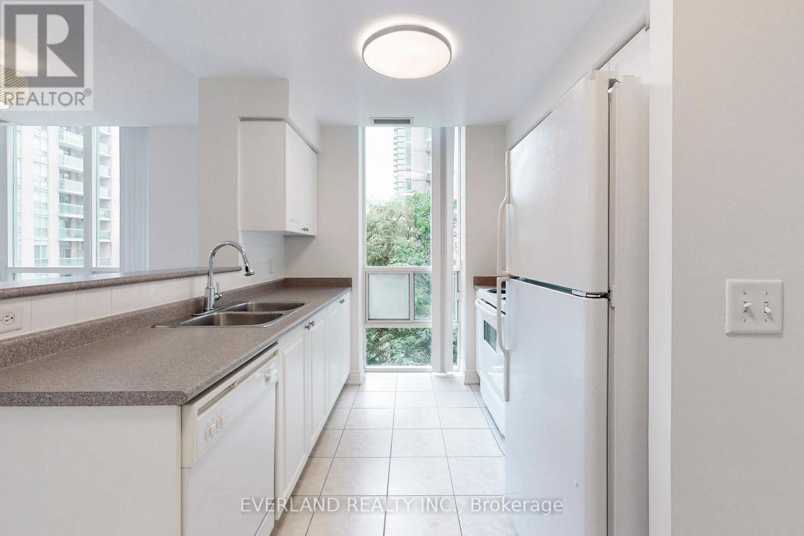 315 - 22 Olive Avenue, Toronto, Ontario  M2N 7G6 - Photo 8 - C12514778