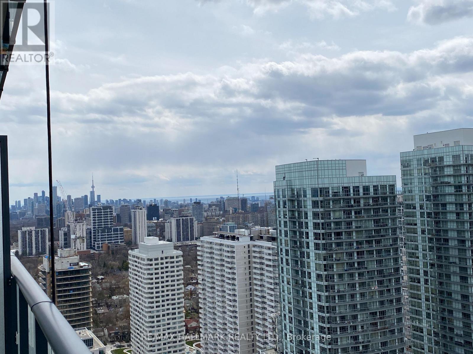 3810 - 161 Roehampton Avenue, Toronto, Ontario  M4P 1P9 - Photo 9 - C12514832