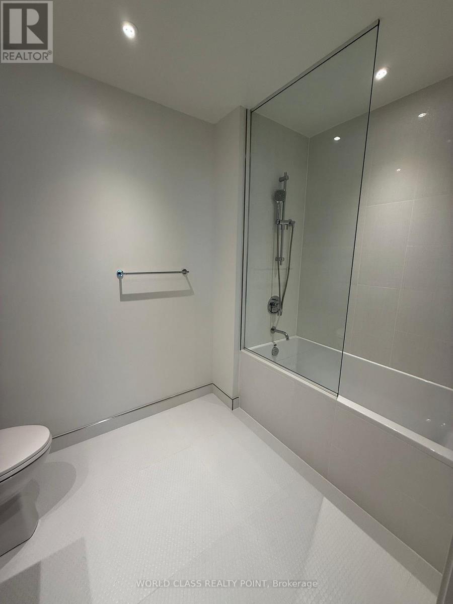 3407 - 11 Yorkville Avenue, Toronto, Ontario  M4W 0B7 - Photo 22 - C12514862