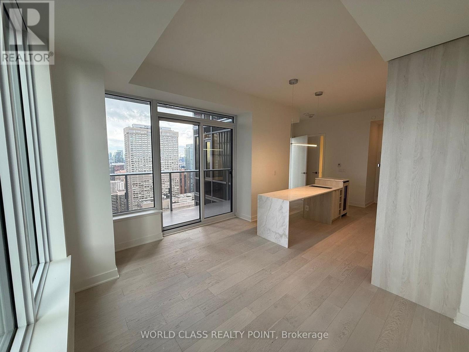 3407 - 11 Yorkville Avenue, Toronto, Ontario  M4W 0B7 - Photo 9 - C12514862