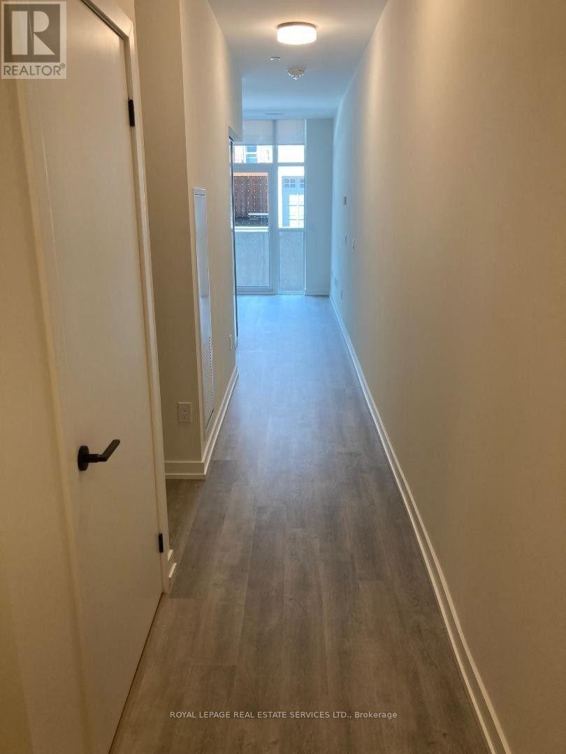 106 - 2300 St Clair Avenue W, Toronto, Ontario  M6N 1K8 - Photo 13 - W12494392