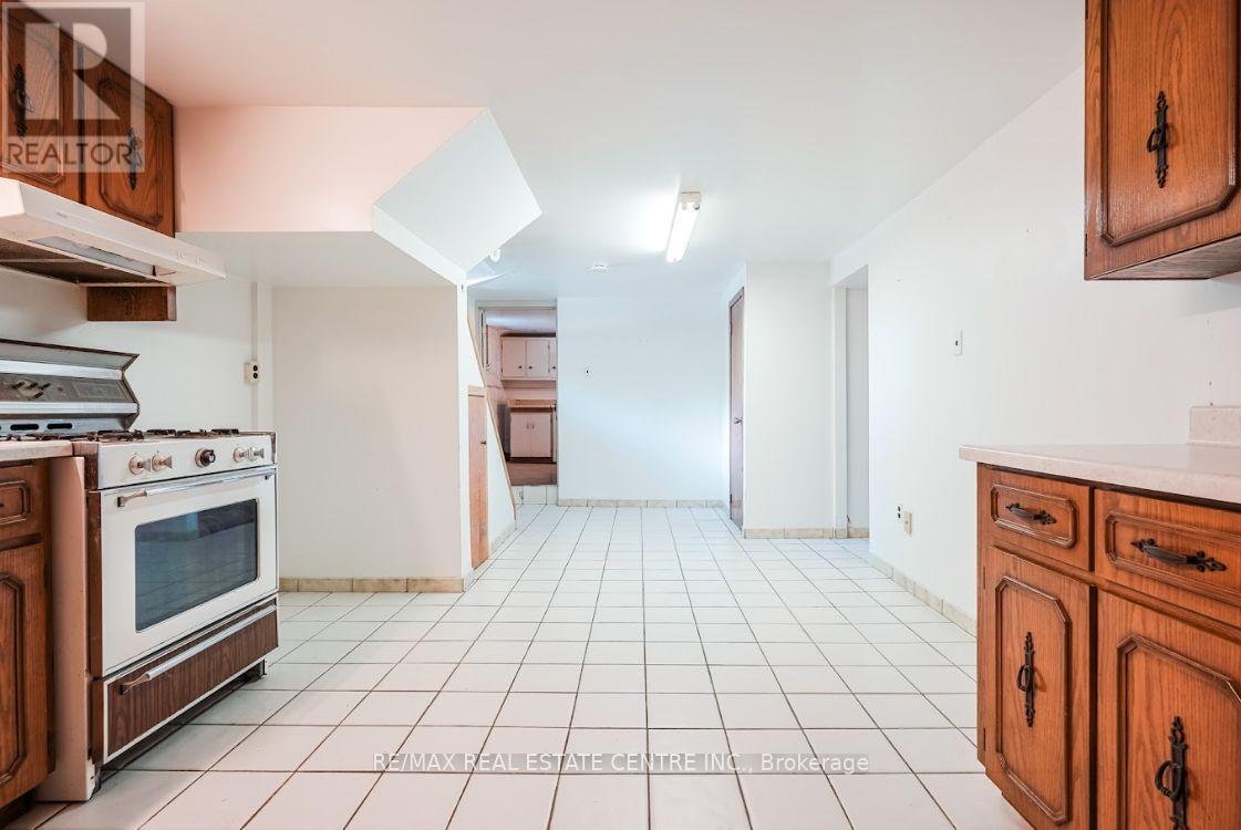 392 Upper Horning Road, Hamilton (Fessenden), Ontario  L9G 3K9 - Photo 15 - X12480609